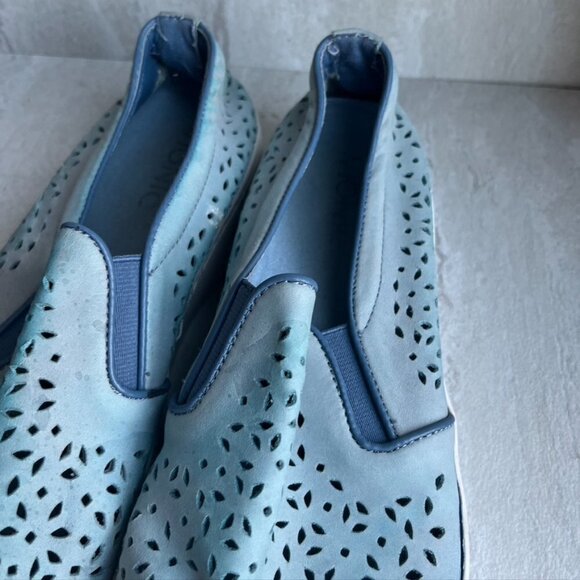 VIONIC Midi Perforated Slip-on Sneakers Blue Size 9.5 - Picture 7 of 14